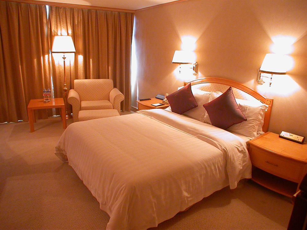 Gangrun Hotel Guangzhou Beijing Road Branch Esterno foto
