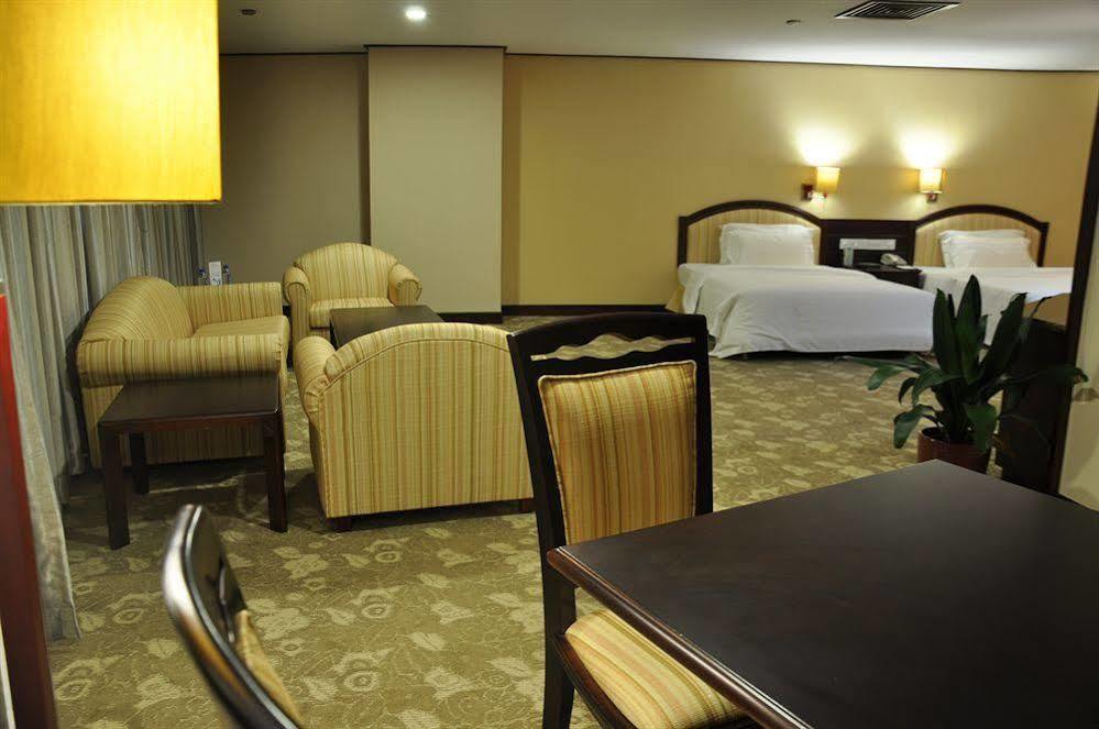 Gangrun Hotel Guangzhou Beijing Road Branch Esterno foto